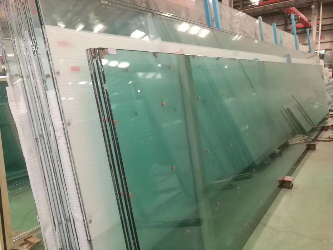 Pencere Kapısı Merdiven Korkuluğu için 8 10 12 mm Şeffaf Temperli Bina Güçlendirilmiş Lamine Güvenlik Camı