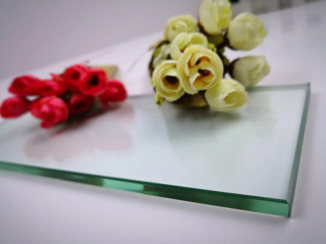6mm, 8mm, 10mm Tempered Safety Glass with Ce Certification Mutfak ve Banyo için Kullanımı