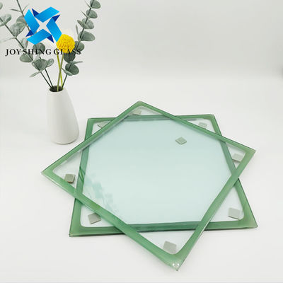 Özel Şekil 10.15mm İnşaat için Düşük Tempered Vakum Camı